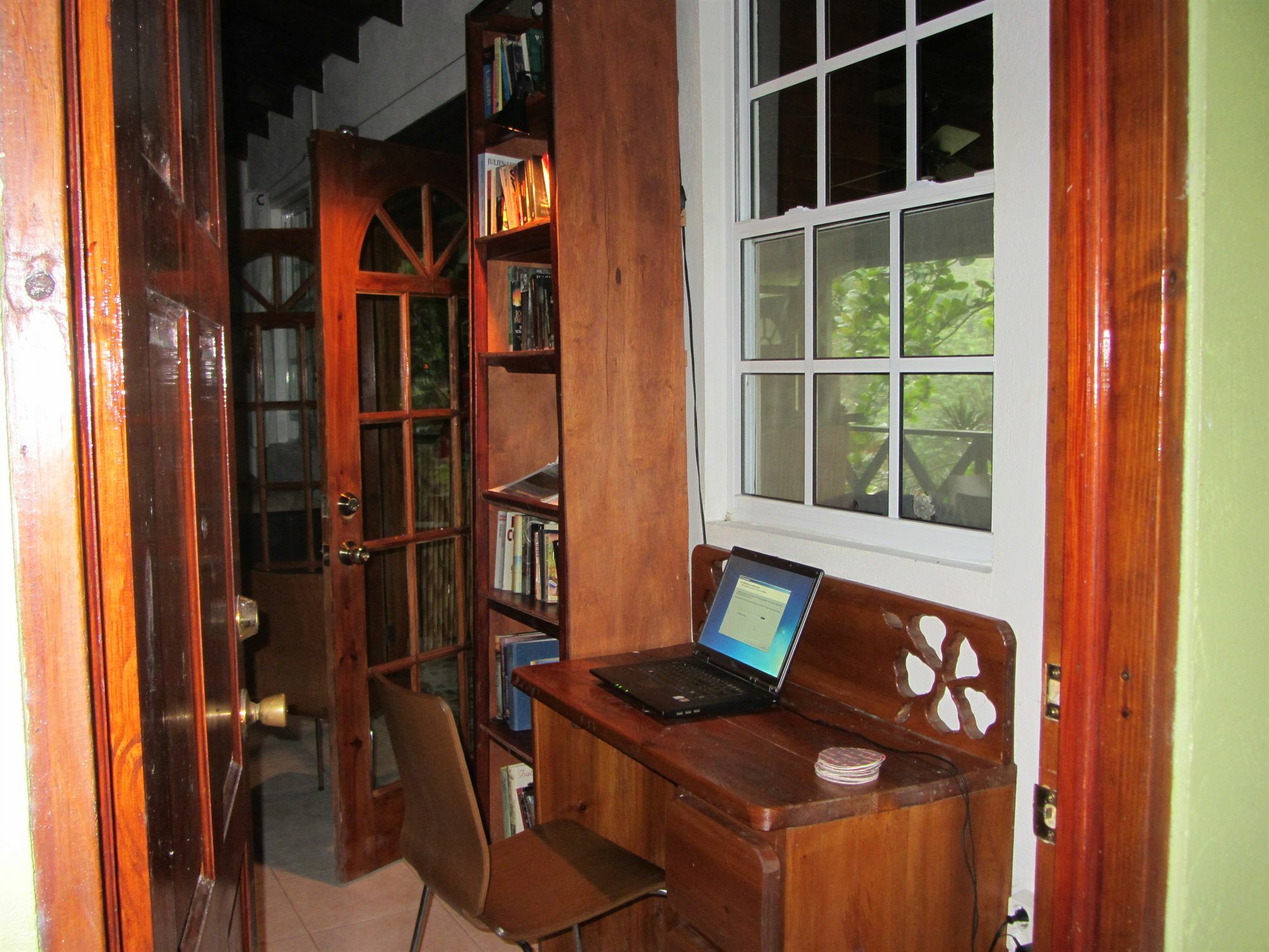 Hibiscus Valley Inn Marigot Eksteriør bilde